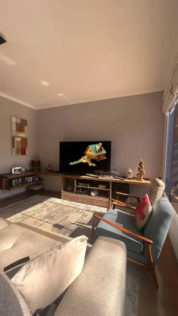 Casa de Condomínio com 3 quartos à venda, 140m2 em Alpes dos Araçás (Jordanésia), Cajamar - SP - imagem 2 Foto 2 de Casa de Condomínio com 3 quartos à venda, 140m2 em Alpes dos Araçás (Jordanésia), Cajamar - SP