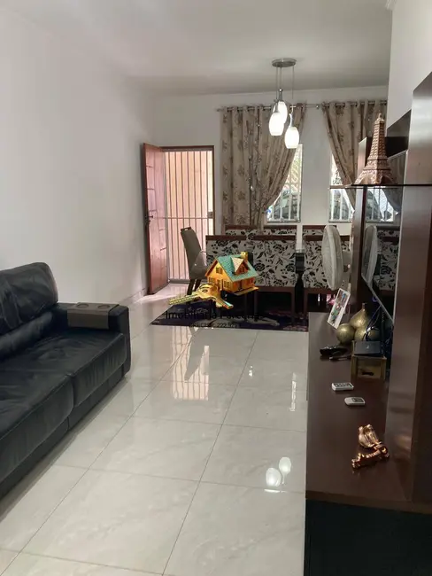 Casa com 5 quartos à venda, 145m2 em Portais (Polvilho), Cajamar - SP - imagem 6 Foto 6 de Casa com 5 quartos à venda, 145m2 em Portais (Polvilho), Cajamar - SP