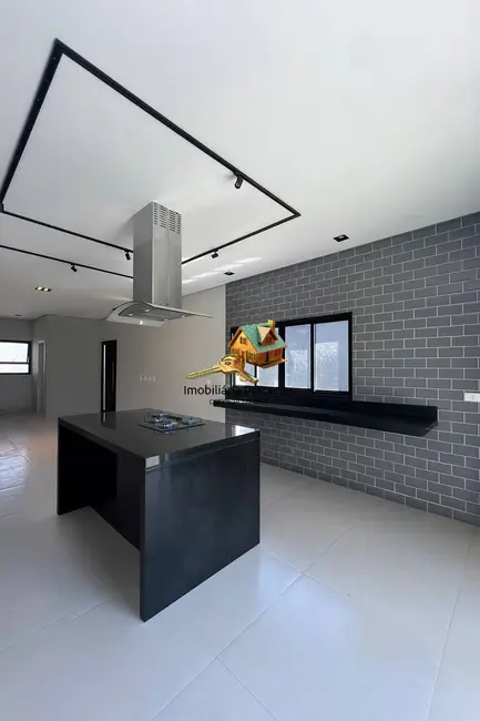 Foto 1 de Casa de Condomínio com 3 quartos à venda, 200m2 em Parque Jaguari (Fazendinha), Santana De Parnaiba - SP