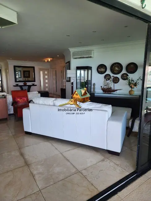 Foto 6 de Apartamento com 4 quartos para alugar, 350m2 em Jardim Astúrias, Guaruja - SP