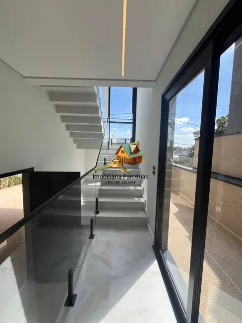 Foto 3 de Casa de Condomínio com 4 quartos à venda, 209m2 em Suru, Santana De Parnaiba - SP