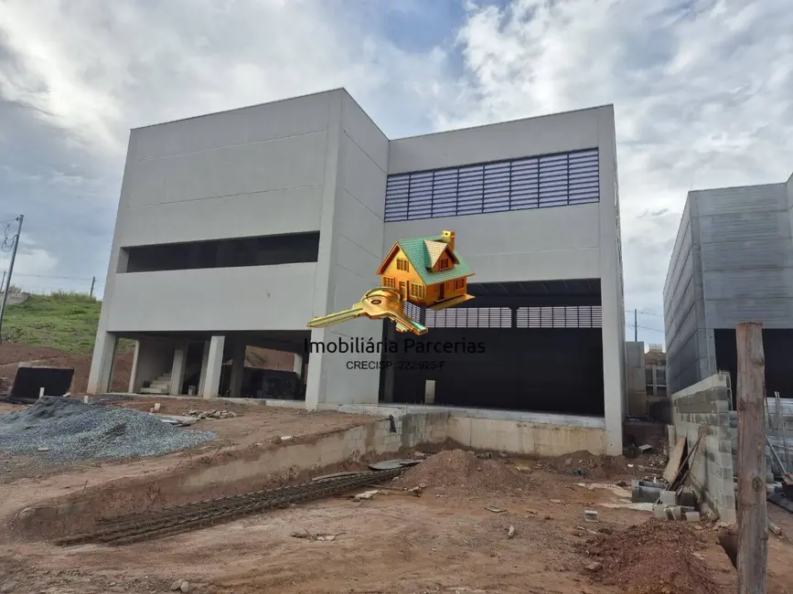Foto 1 de Armazém / Galpão para alugar, 700m2 em Parque dos Monteiros I, Santana De Parnaiba - SP