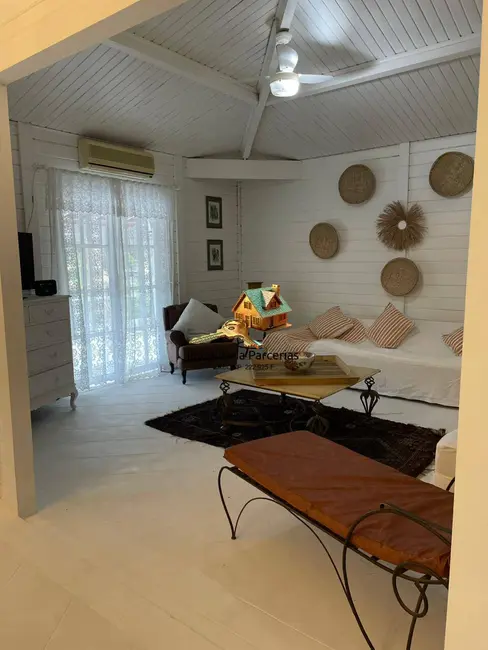 Foto 5 de Casa de Condomínio com 6 quartos à venda e para alugar, 1100m2 em Alpes dos Araçás (Jordanésia), Cajamar - SP