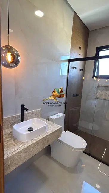 Foto 3 de Casa de Condomínio com 3 quartos à venda, 130m2 em Chácara Jaguari (Fazendinha), Santana De Parnaiba - SP