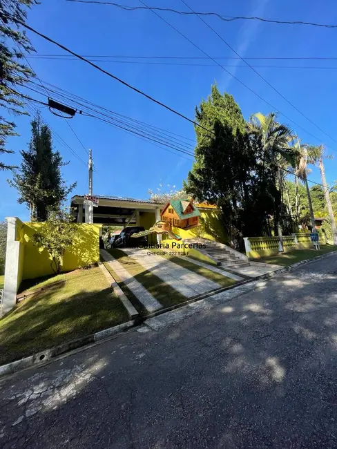 Casa de Condomínio com 3 quartos à venda, 409m2 em Alpes dos Araçás (Jordanésia), Cajamar - SP - imagem 3 Foto 3 de Casa de Condomínio com 3 quartos à venda, 409m2 em Alpes dos Araçás (Jordanésia), Cajamar - SP