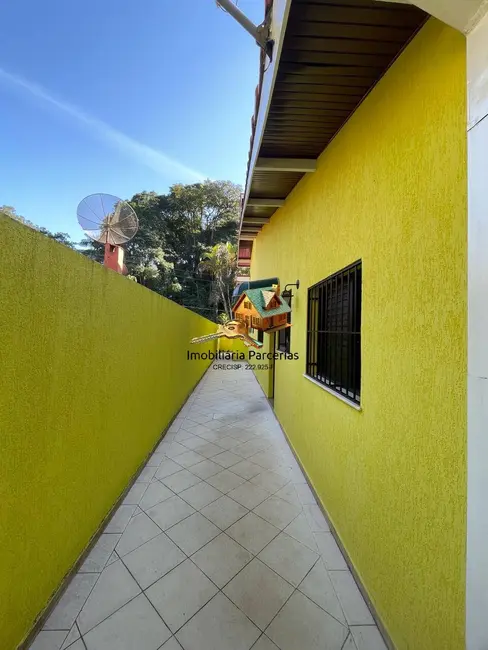 Casa de Condomínio com 3 quartos à venda, 409m2 em Alpes dos Araçás (Jordanésia), Cajamar - SP - imagem 8 Foto 8 de Casa de Condomínio com 3 quartos à venda, 409m2 em Alpes dos Araçás (Jordanésia), Cajamar - SP
