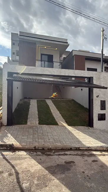 Foto 1 de Casa de Condomínio com 2 quartos à venda, 97m2 em Santana De Parnaiba - SP