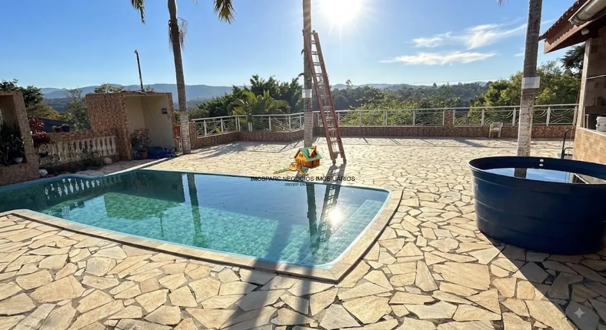 Chácara com 8 quartos à venda, 285m2 em Ponunduva, Cajamar - SP - imagem 3 Foto 3 de Chácara com 8 quartos à venda, 285m2 em Ponunduva, Cajamar - SP