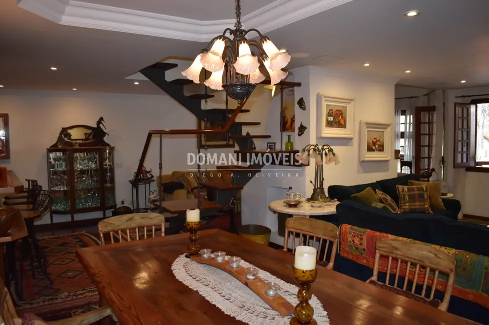 Foto 7 de Apartamento com 3 quartos à venda, 265m2 em Campos Do Jordao - SP