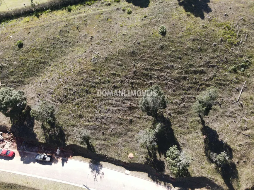 Foto 2 de Terreno / Lote à venda, 1700m2 em Campos Do Jordao - SP