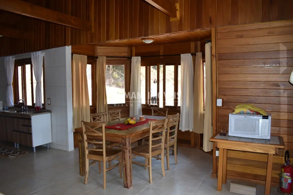 Foto 7 de Casa com 3 quartos à venda, 116m2 em Campos Do Jordao - SP