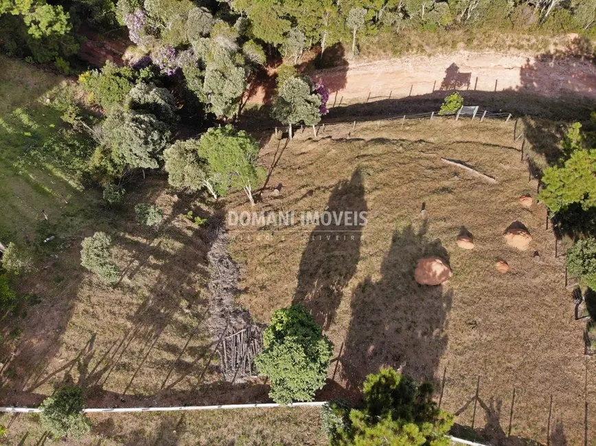 Foto 2 de Terreno / Lote à venda, 1050m2 em Campos Do Jordao - SP