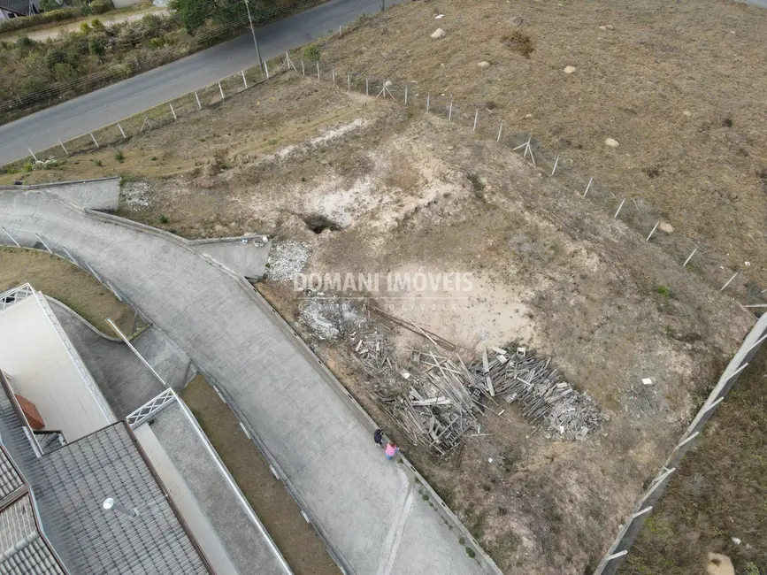 Foto 1 de Terreno / Lote à venda, 1160m2 em Campos Do Jordao - SP