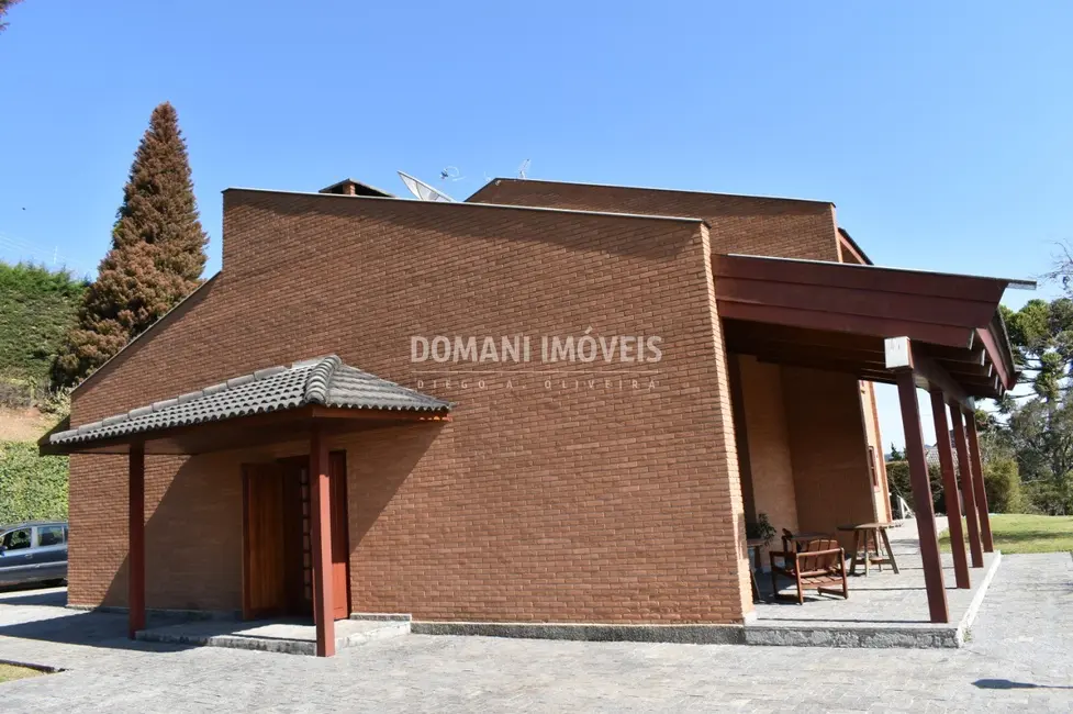 Foto 5 de Casa com 4 quartos à venda, 868m2 em Campos Do Jordao - SP