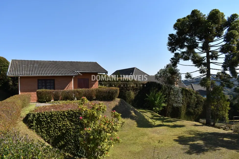 Foto 9 de Casa com 4 quartos à venda, 868m2 em Campos Do Jordao - SP