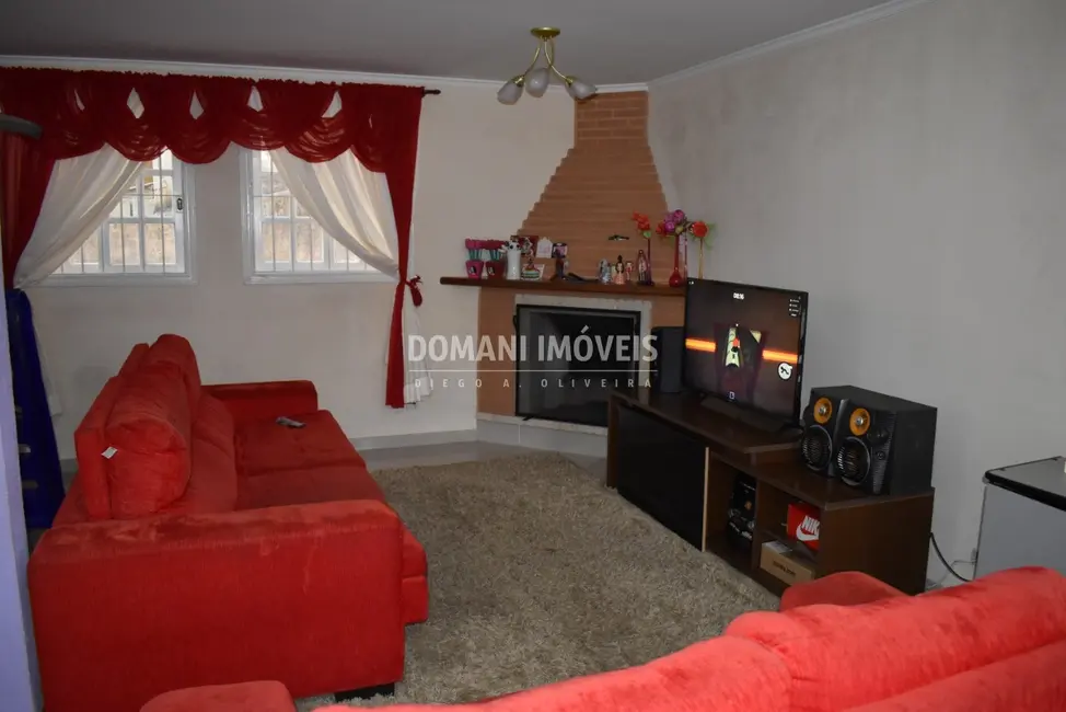 Foto 3 de Casa com 3 quartos à venda, 166m2 em Campos Do Jordao - SP