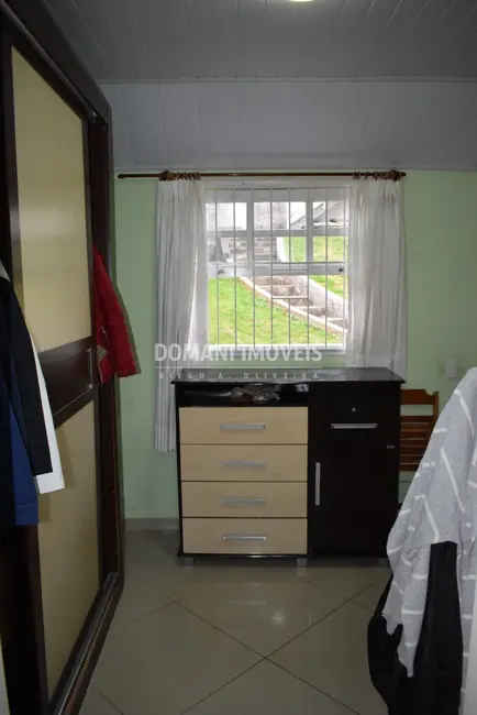 Foto 5 de Casa com 3 quartos à venda, 166m2 em Campos Do Jordao - SP