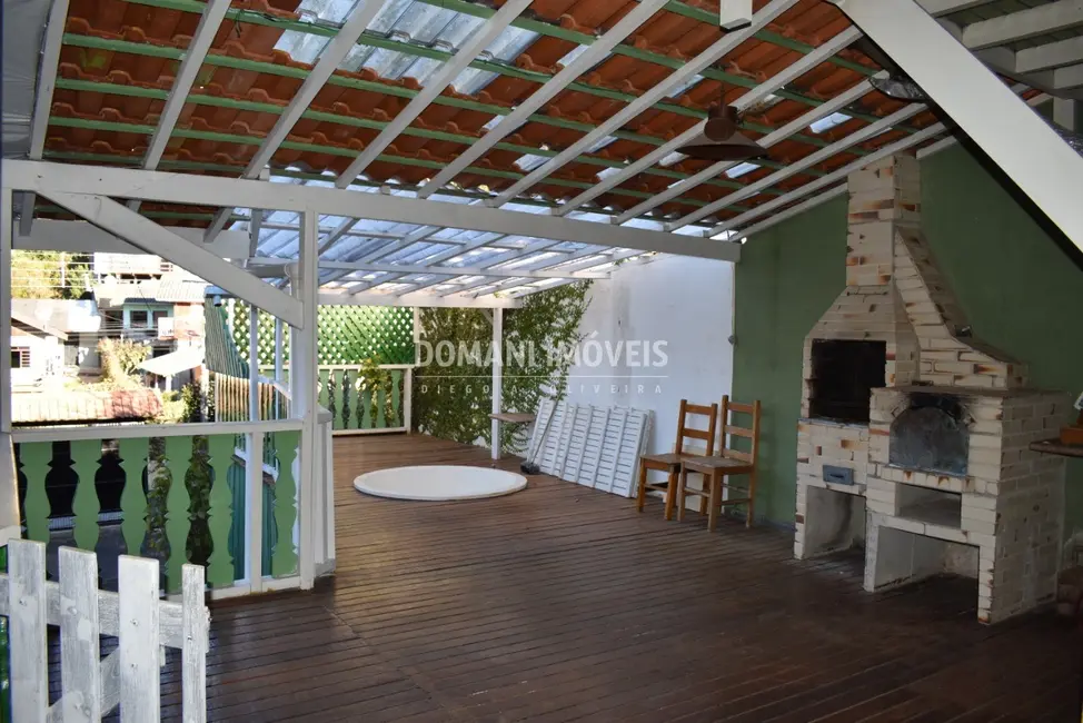 Foto 4 de Casa com 3 quartos à venda, 93m2 em Campos Do Jordao - SP