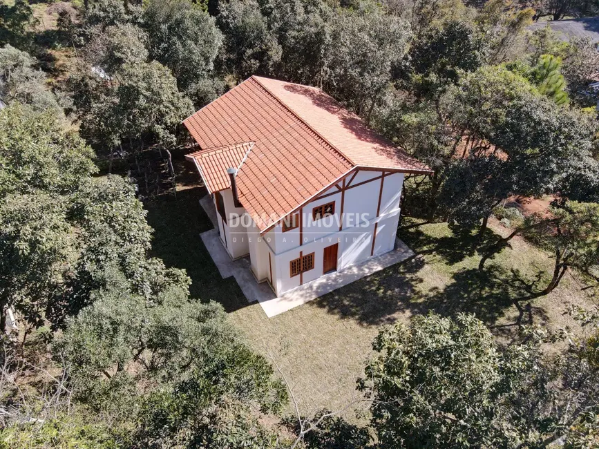 Foto 5 de Casa com 4 quartos à venda, 149m2 em Campos Do Jordao - SP