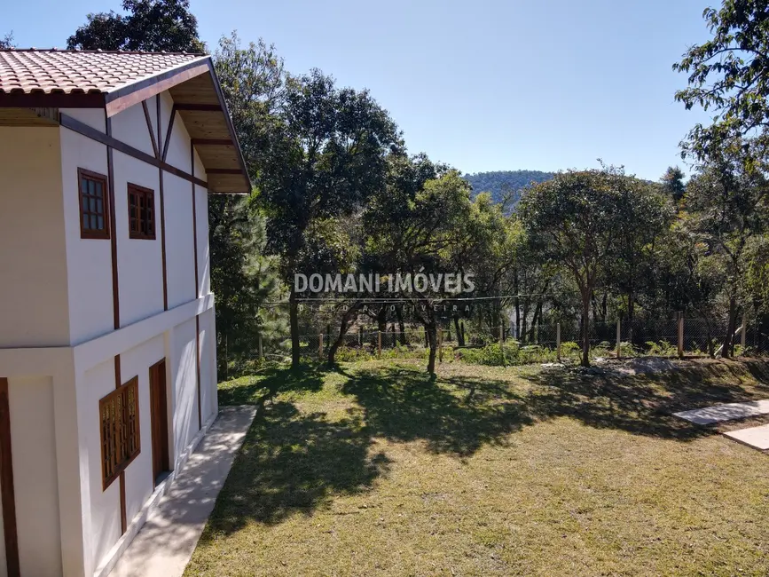 Foto 6 de Casa com 4 quartos à venda, 149m2 em Campos Do Jordao - SP