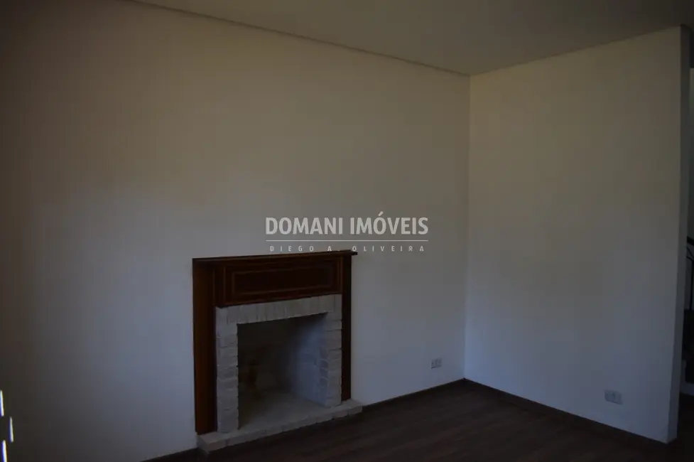 Foto 8 de Casa com 4 quartos à venda, 149m2 em Campos Do Jordao - SP