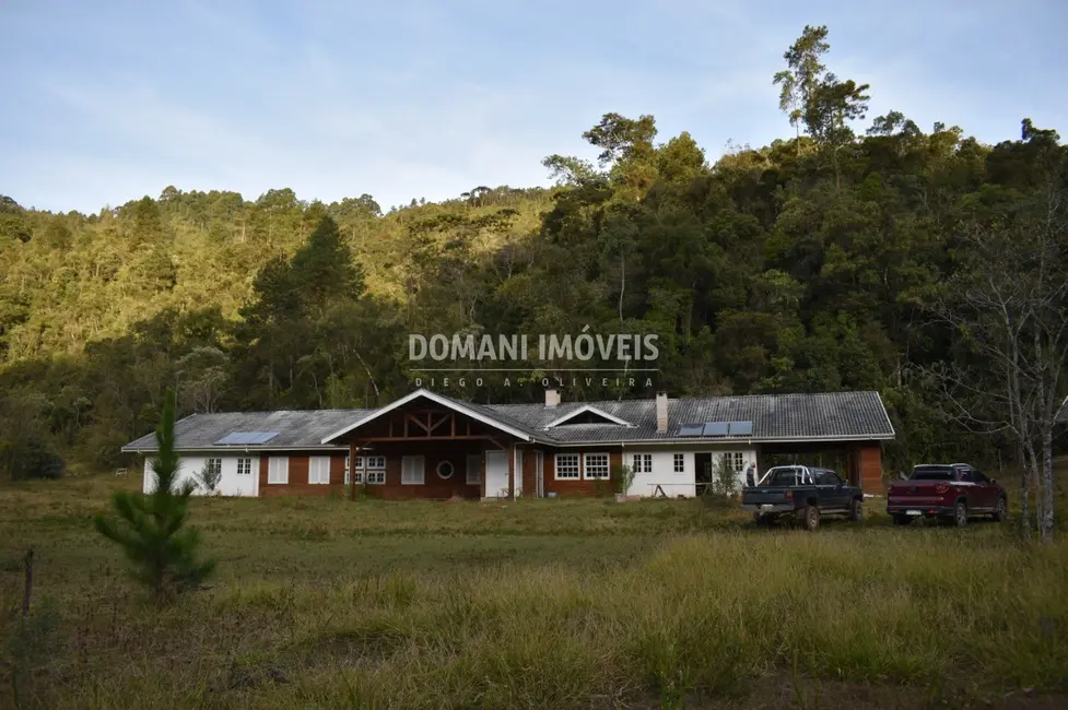 Foto 3 de Fazenda / Haras com 4 quartos à venda, 490m2 em Campos Do Jordao - SP