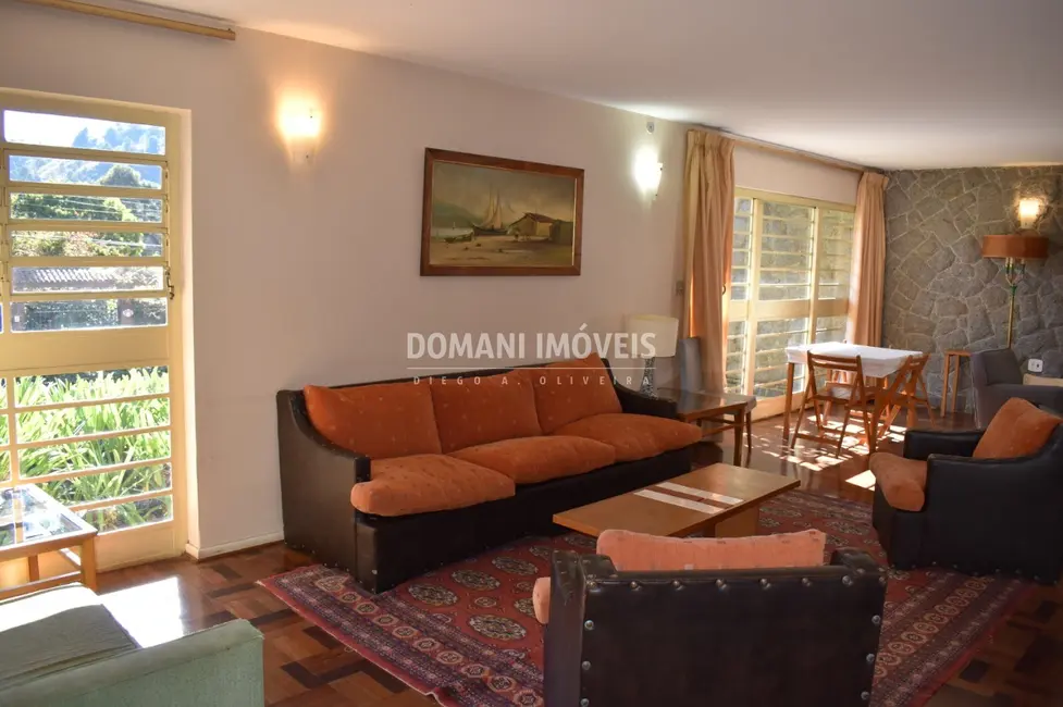 Foto 5 de Casa com 5 quartos à venda, 447m2 em Campos Do Jordao - SP