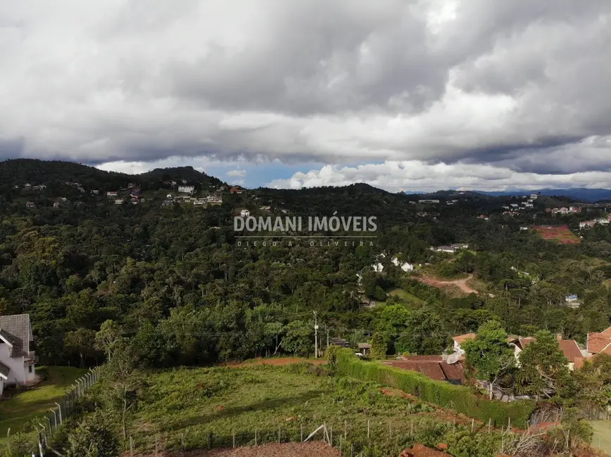 Foto 4 de Terreno / Lote à venda, 930m2 em Campos Do Jordao - SP