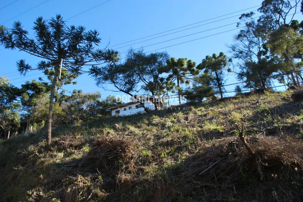 Foto 1 de Terreno / Lote à venda, 1080m2 em Campos Do Jordao - SP