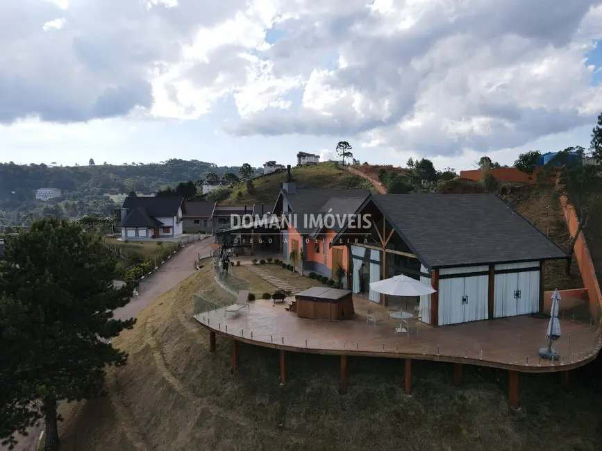 Casa de Condomínio com 4 quartos à venda, 365m2 em Campos Do Jordao - SP - imagem 3 Foto 3 de Casa de Condomínio com 4 quartos à venda, 365m2 em Campos Do Jordao - SP