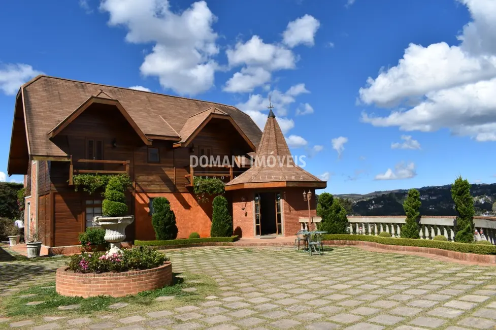 Foto 3 de Casa com 4 quartos à venda, 296m2 em Campos Do Jordao - SP