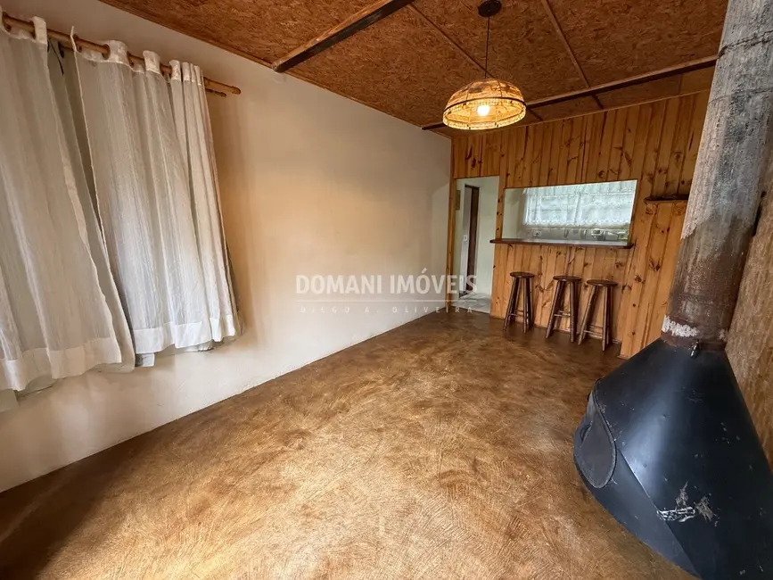 Casa com 2 quartos para alugar, 60m2 em Campos Do Jordao - SP - imagem 6 Foto 6 de Casa com 2 quartos para alugar, 60m2 em Campos Do Jordao - SP