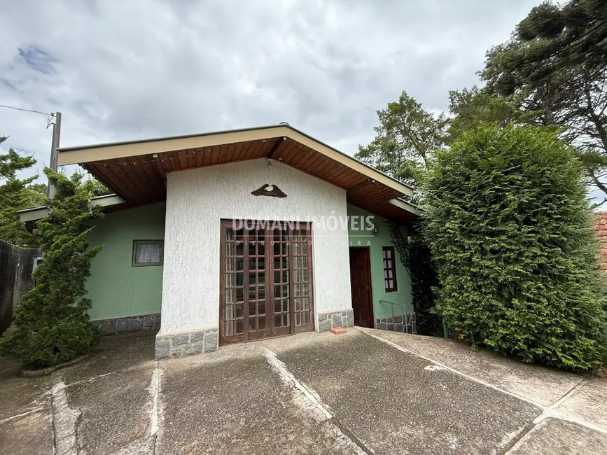 Casa com 2 quartos para alugar, 60m2 em Campos Do Jordao - SP - imagem 4 Foto 4 de Casa com 2 quartos para alugar, 60m2 em Campos Do Jordao - SP