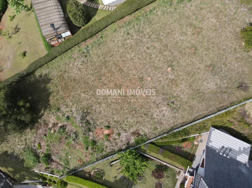 Foto 3 de Terreno / Lote à venda, 1030m2 em Campos Do Jordao - SP