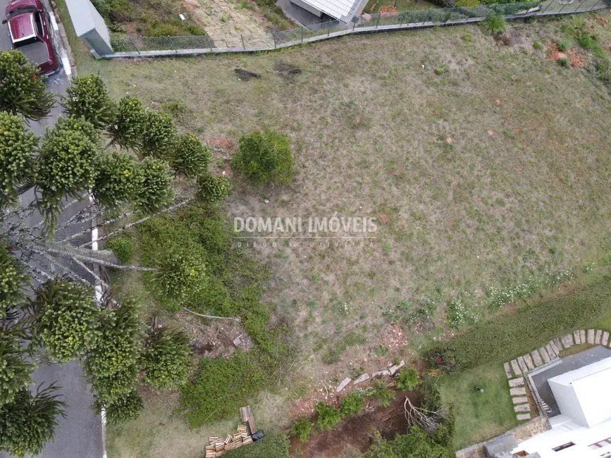 Foto 2 de Terreno / Lote à venda, 1030m2 em Campos Do Jordao - SP