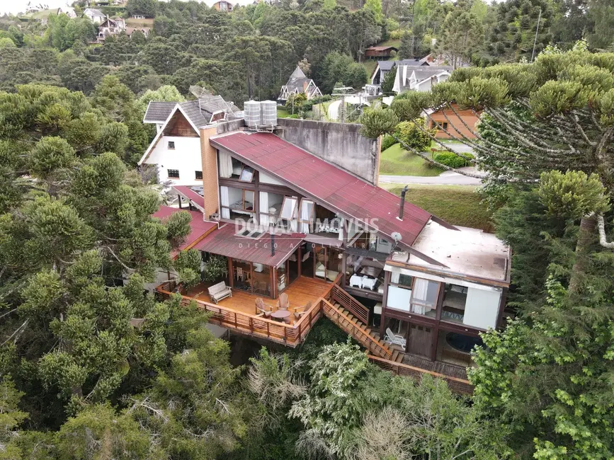 Foto 3 de Casa de Condomínio com 6 quartos à venda, 302m2 em Campos Do Jordao - SP