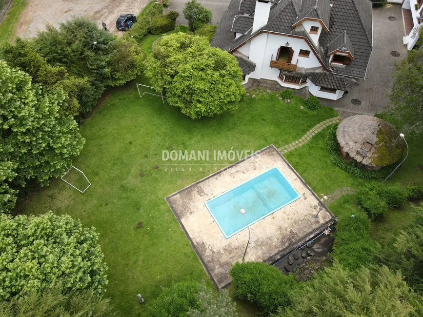 Foto 6 de Casa com 7 quartos à venda, 583m2 em Campos Do Jordao - SP