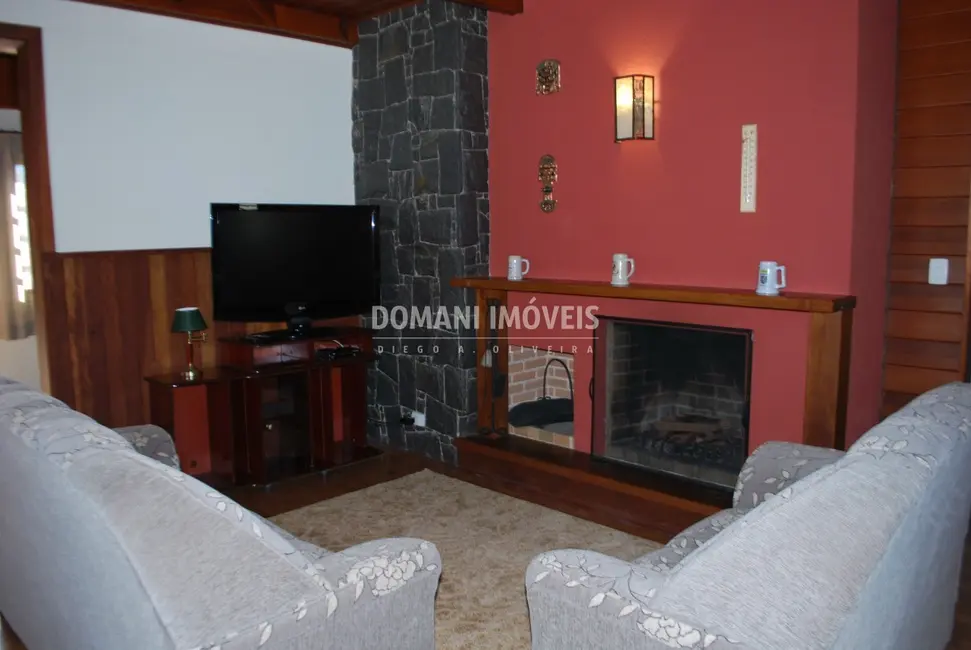 Foto 9 de Casa com 3 quartos à venda, 242m2 em Campos Do Jordao - SP