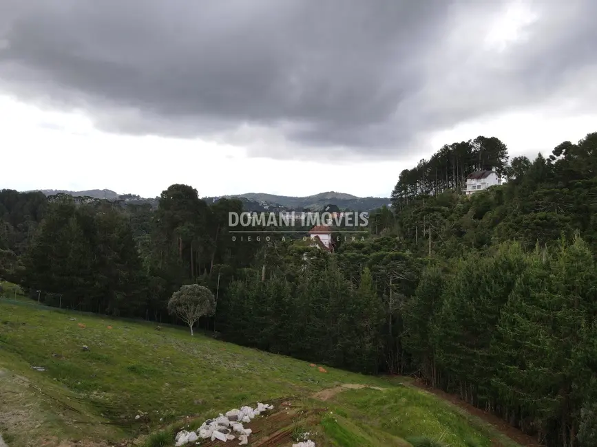 Foto 1 de Terreno / Lote à venda, 1200m2 em Campos Do Jordao - SP