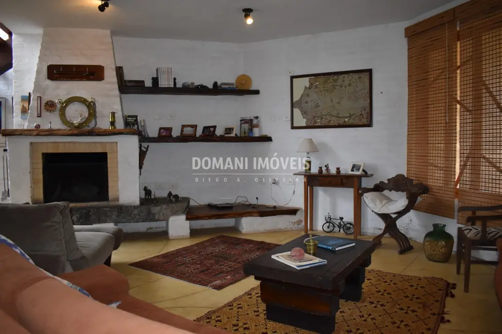 Foto 6 de Casa com 3 quartos à venda, 333m2 em Campos Do Jordao - SP