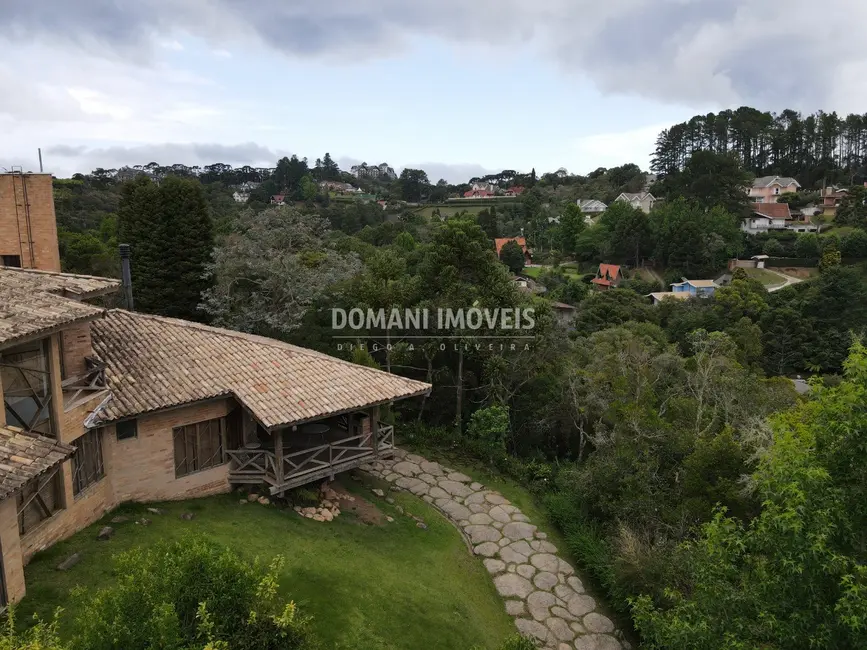 Foto 4 de Casa com 3 quartos à venda, 333m2 em Campos Do Jordao - SP