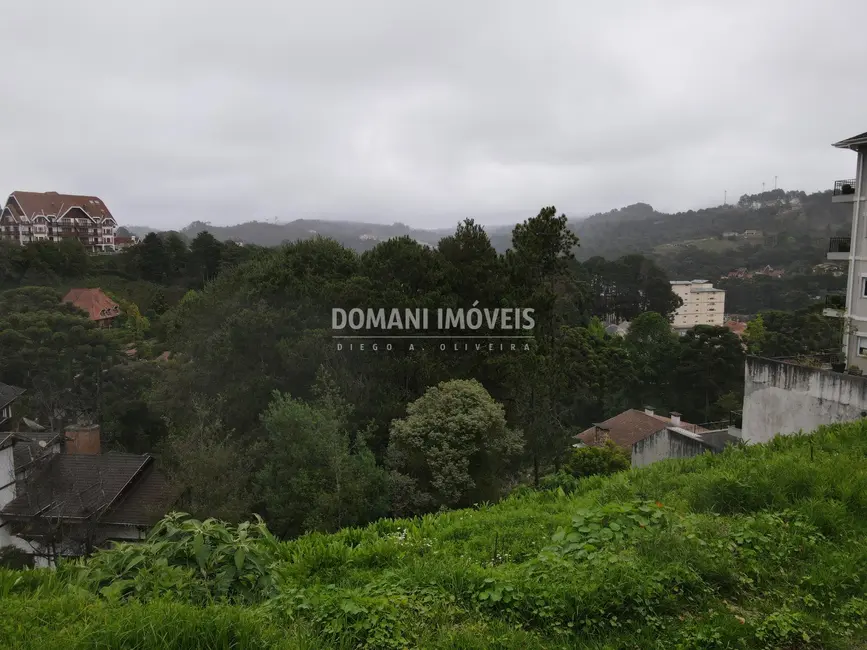 Foto 1 de Terreno / Lote à venda, 1150m2 em Campos Do Jordao - SP