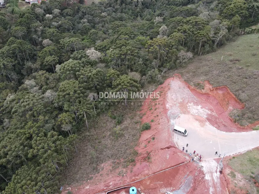 Foto 1 de Terreno / Lote à venda, 3200m2 em Campos Do Jordao - SP