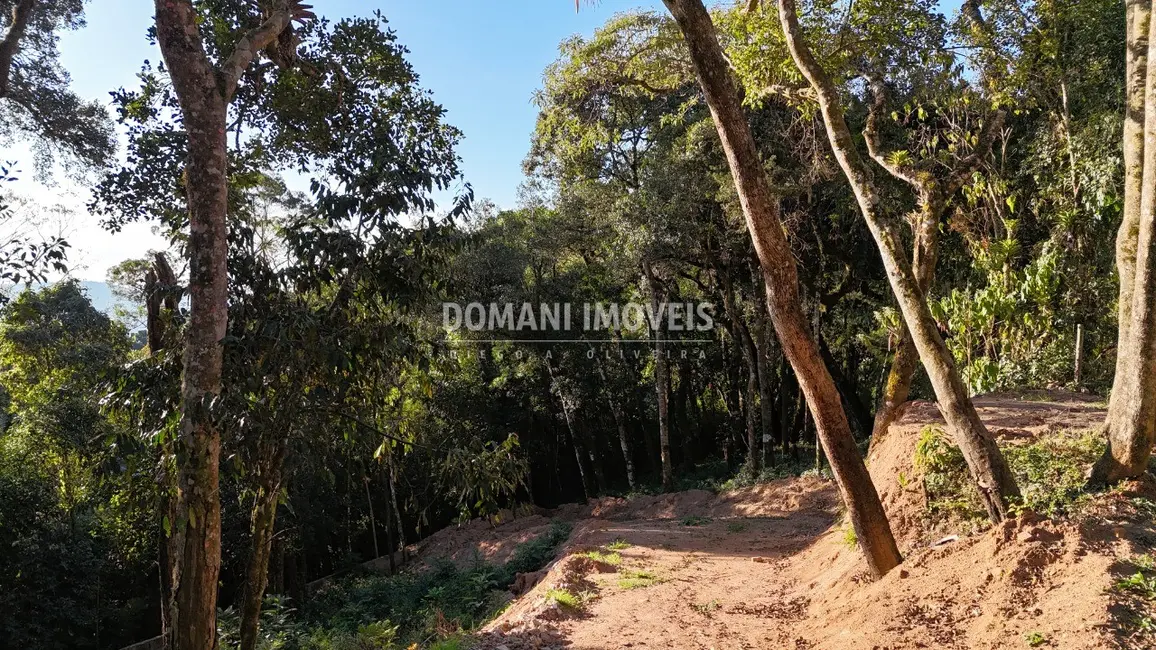 Foto 1 de Terreno / Lote à venda, 1210m2 em Campos Do Jordao - SP