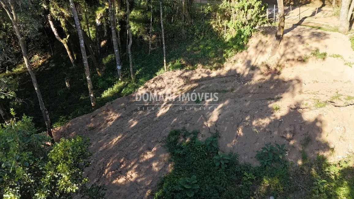 Foto 2 de Terreno / Lote à venda, 1210m2 em Campos Do Jordao - SP