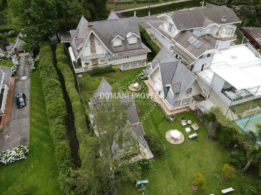 Foto 3 de Casa de Condomínio com 5 quartos à venda, 549m2 em Campos Do Jordao - SP