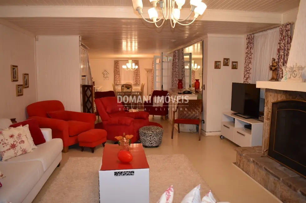 Foto 9 de Casa de Condomínio com 5 quartos à venda, 549m2 em Campos Do Jordao - SP