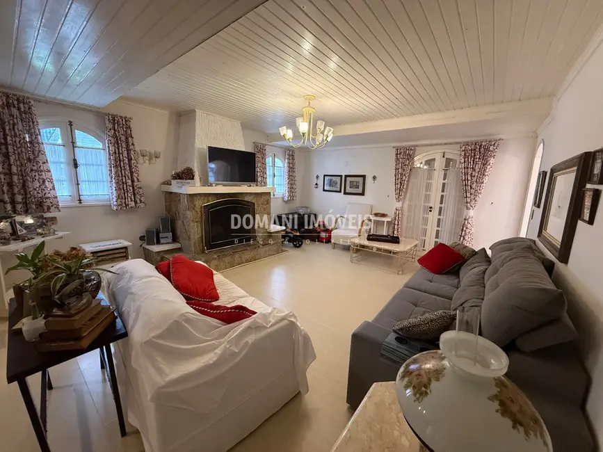 Casa de Condomínio com 5 quartos à venda, 549m2 em Campos Do Jordao - SP - imagem 8 Foto 8 de Casa de Condomínio com 5 quartos à venda, 549m2 em Campos Do Jordao - SP