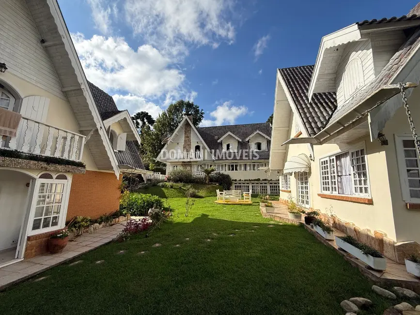 Casa de Condomínio com 5 quartos à venda, 549m2 em Campos Do Jordao - SP - imagem 1 Foto 1 de Casa de Condomínio com 5 quartos à venda, 549m2 em Campos Do Jordao - SP