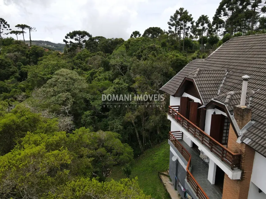 Foto 4 de Casa com 5 quartos à venda e para alugar, 240m2 em Campos Do Jordao - SP